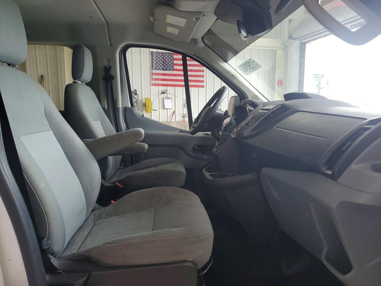Ford Transit T-350