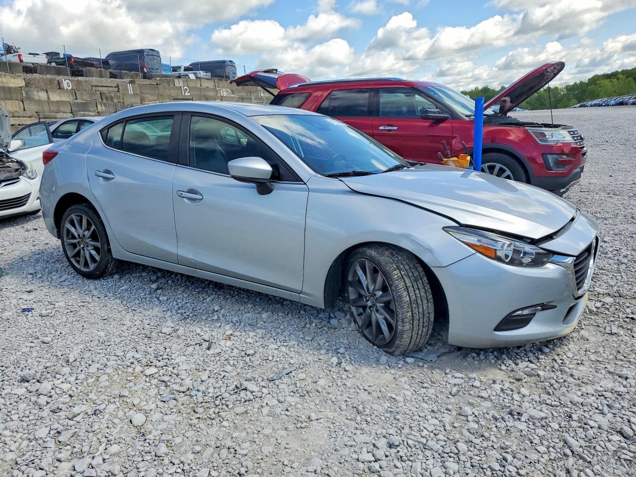 Mazda 3 Touring