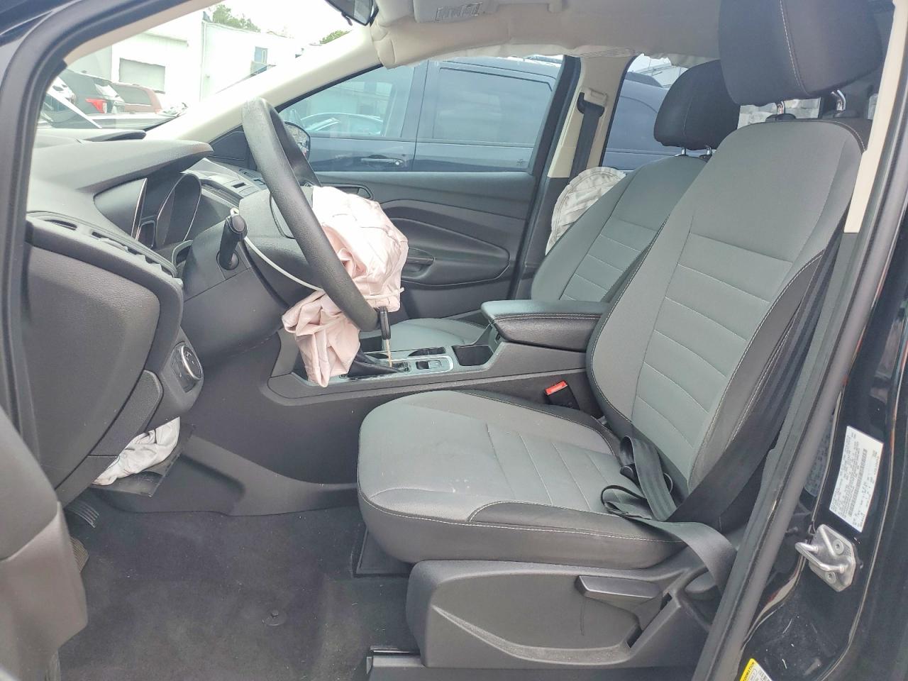 Ford Escape S