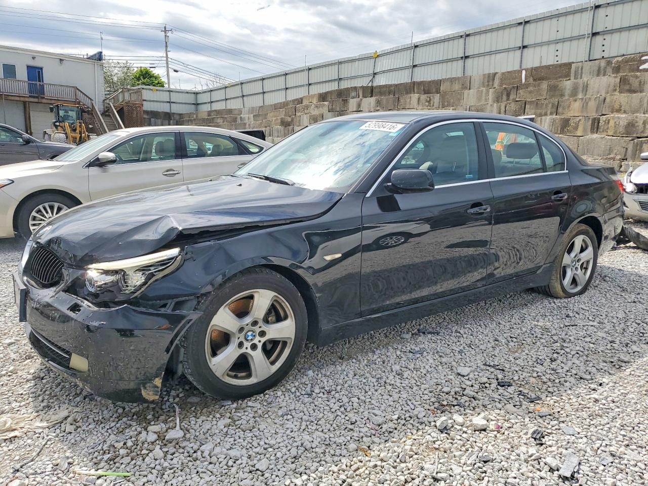 Salvage BMW 5 Series Image