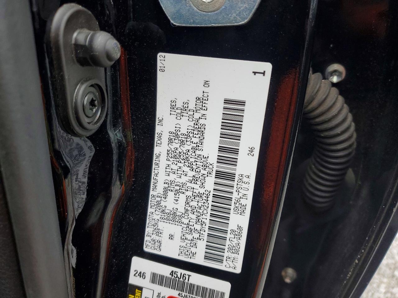 Toyota Tundra Crewmax Sr5