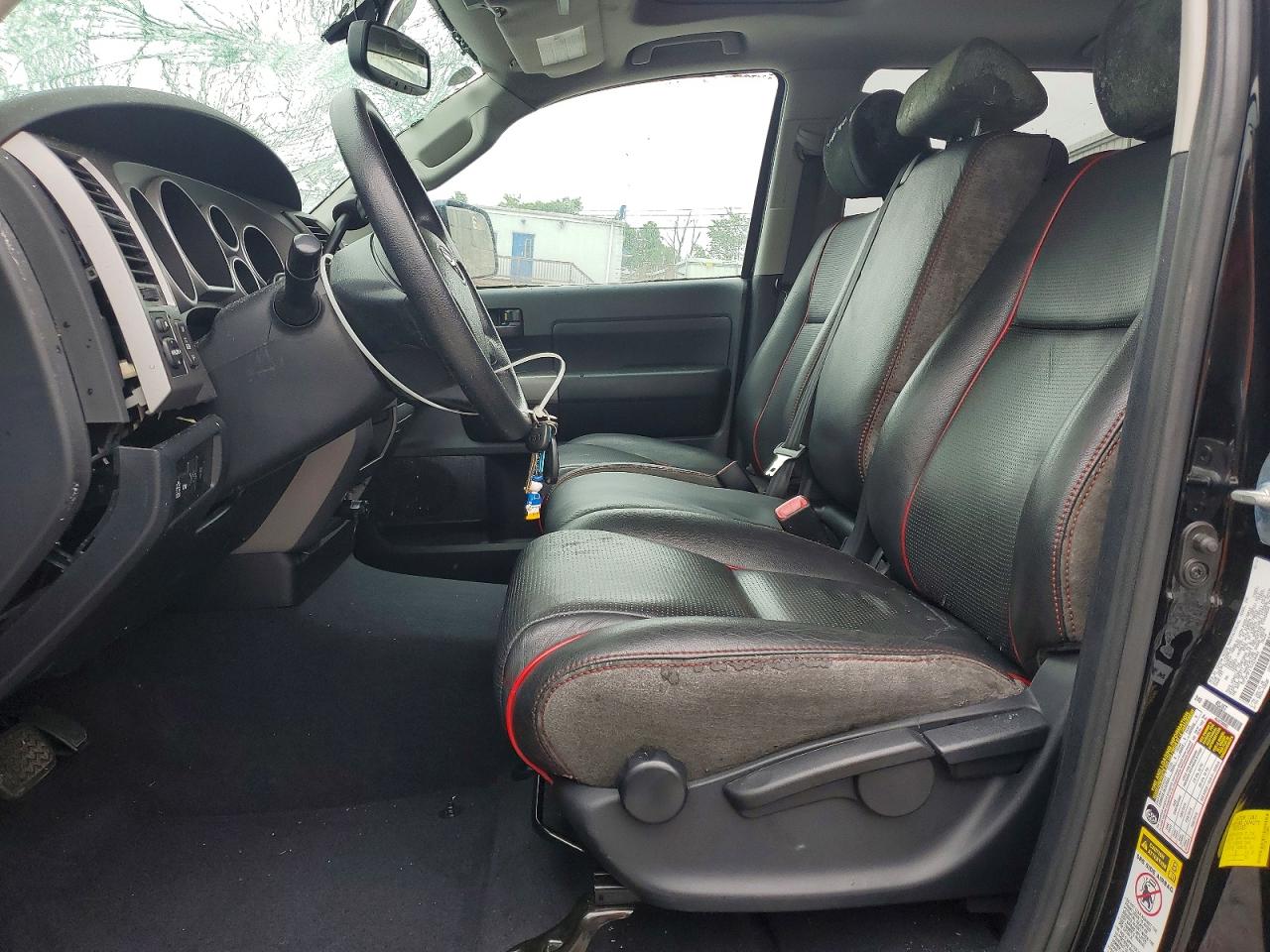 Toyota Tundra Crewmax Sr5