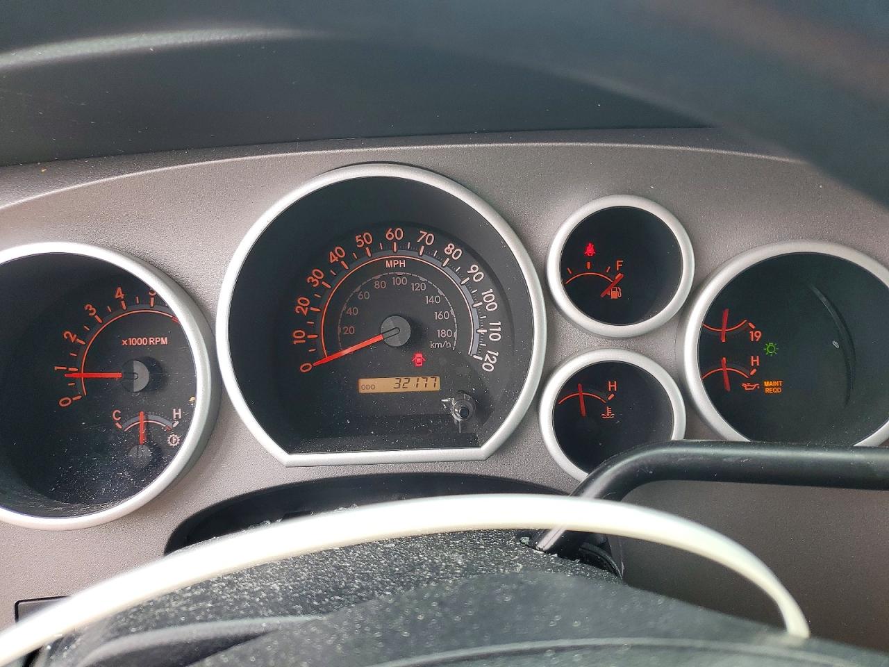 Toyota Tundra Crewmax Sr5