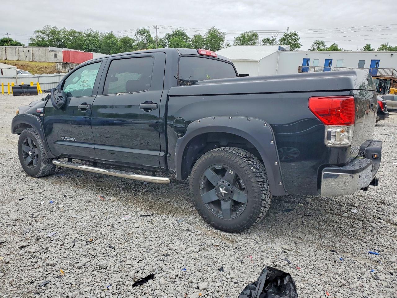 Toyota Tundra Crewmax Sr5