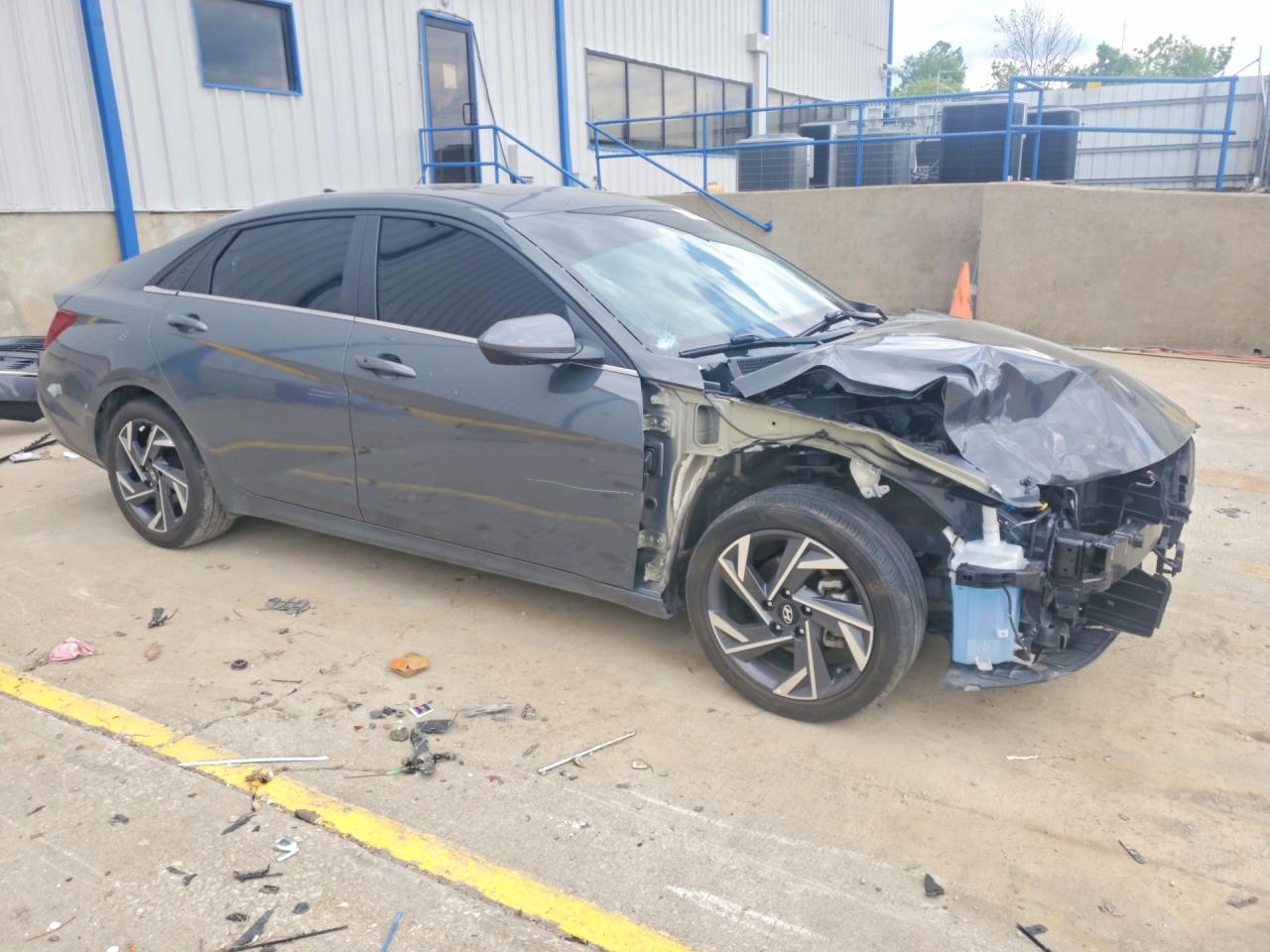Hyundai ELANTRA Sel