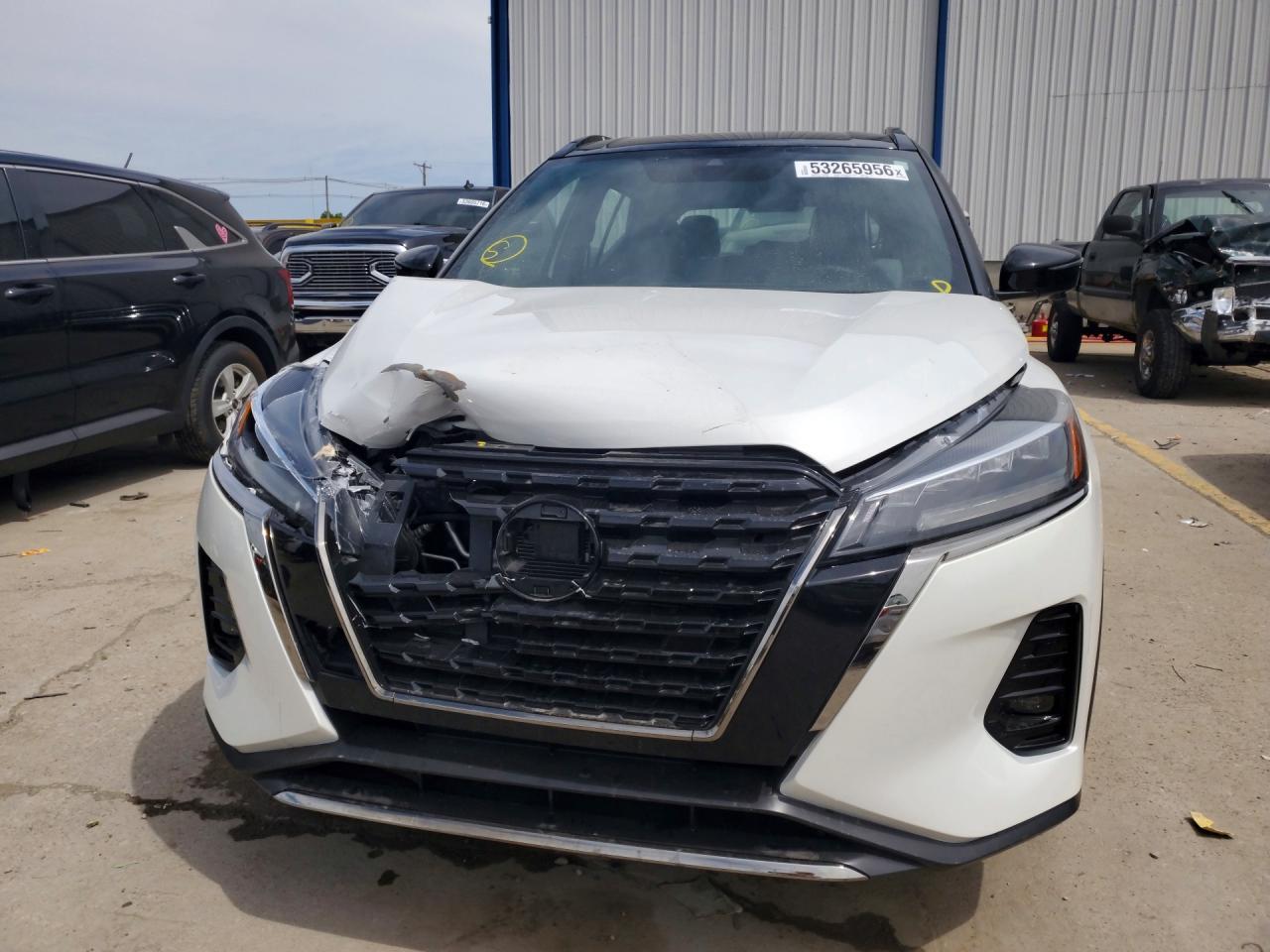 Nissan Kicks Sr