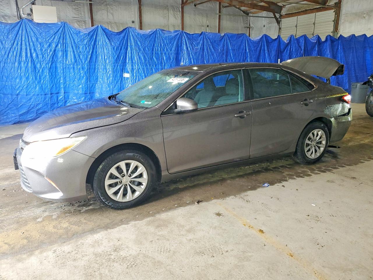Salvage Toyota Camry Image