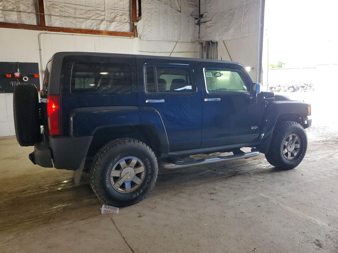 HUMMER H3