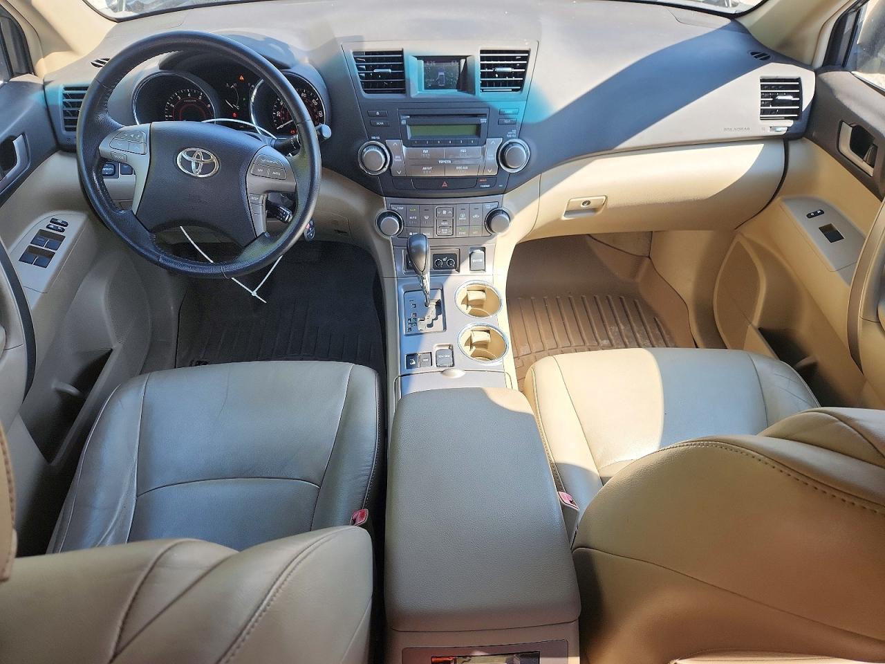 Toyota Highlander Se
