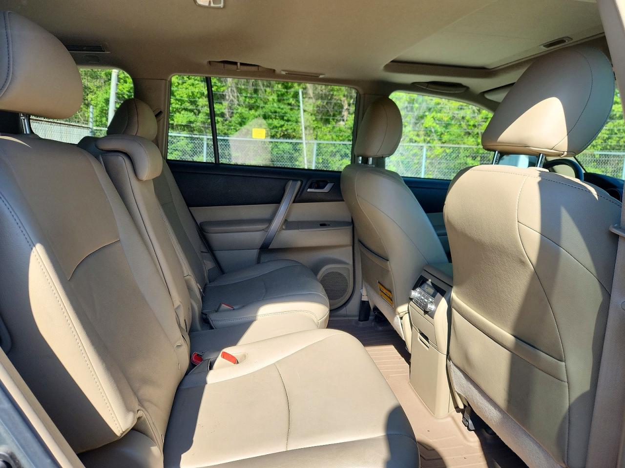 Toyota Highlander Se
