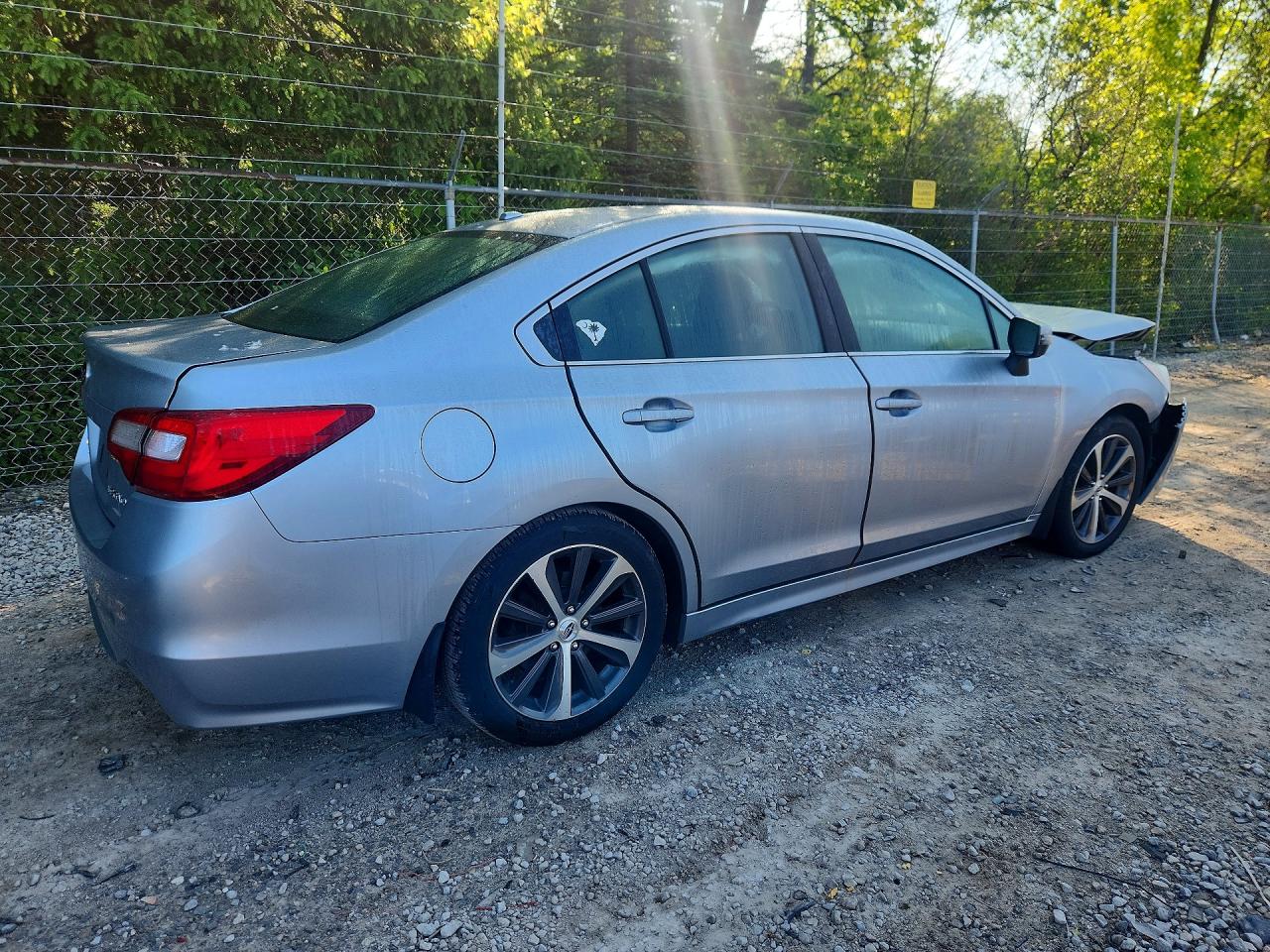 Subaru Legacy 2.5i Limited