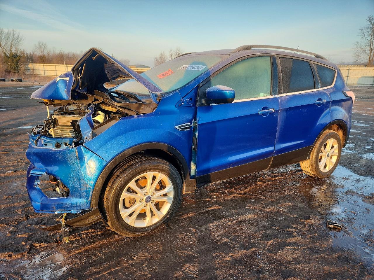 Salvage Ford Escape Image
