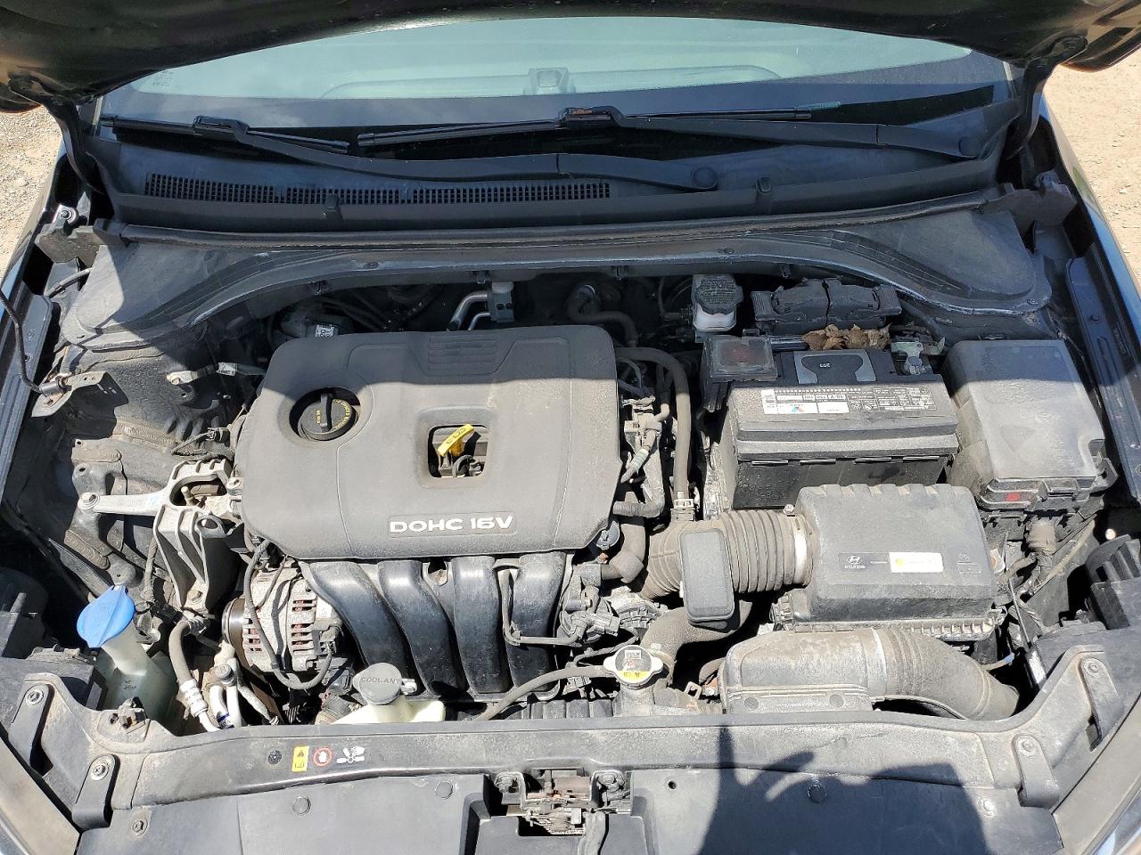 Hyundai ELANTRA Sel
