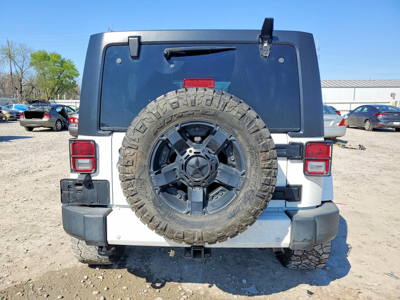 Jeep Wrangler Sahara