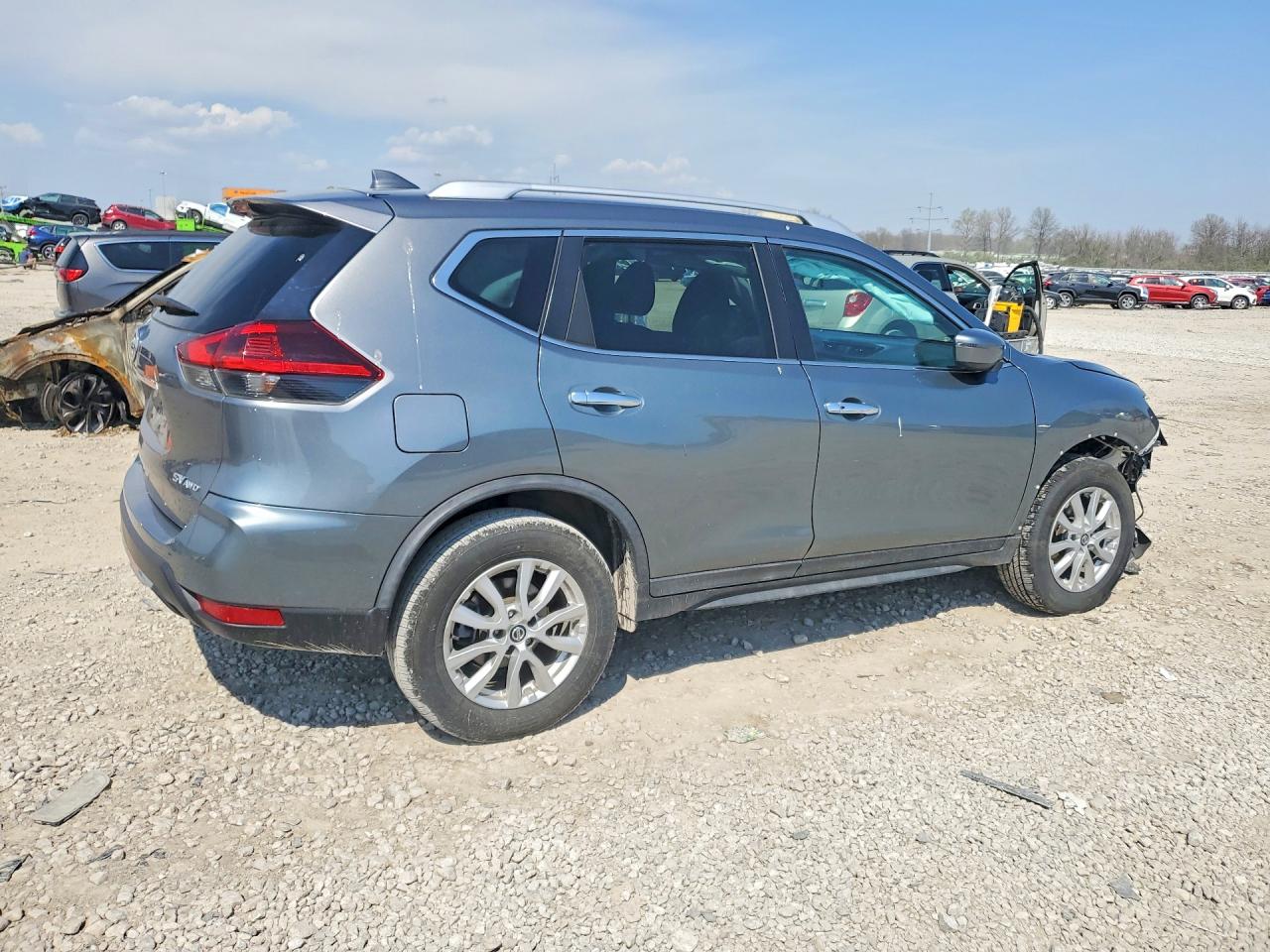 Nissan Rogue Sv