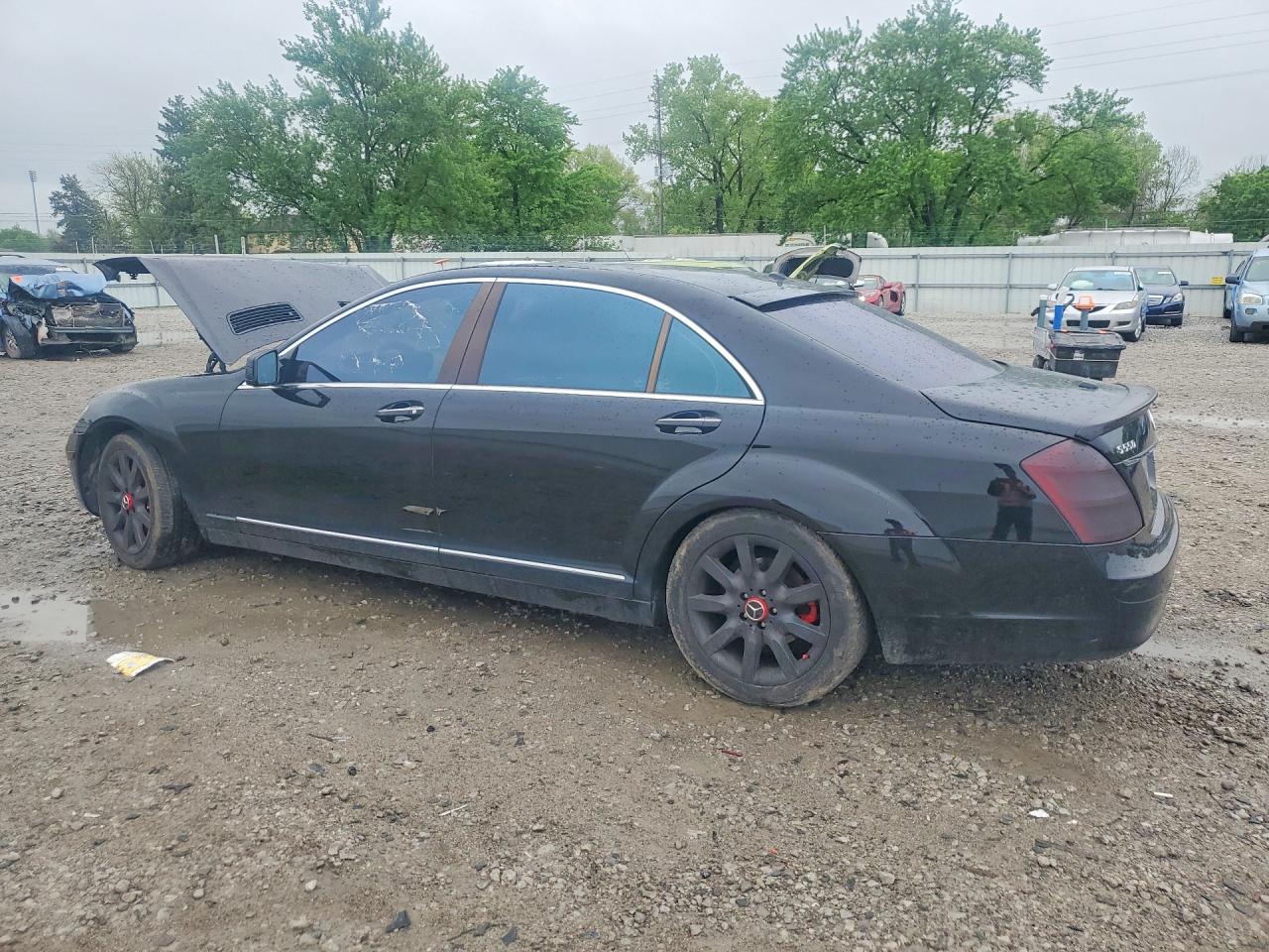 Mercedes-Benz S-Class 550