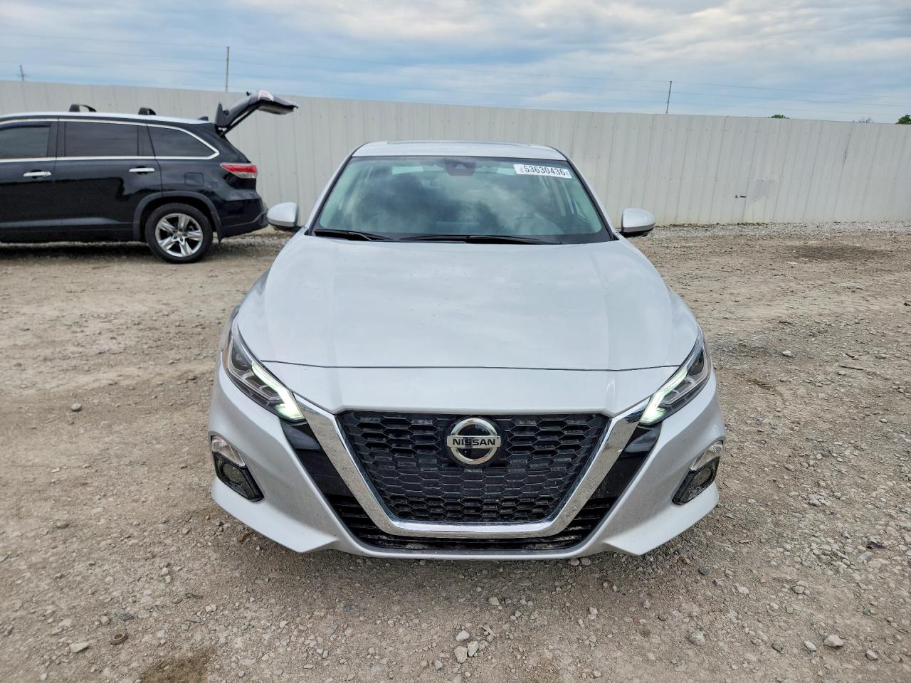 Nissan Altima Platinum