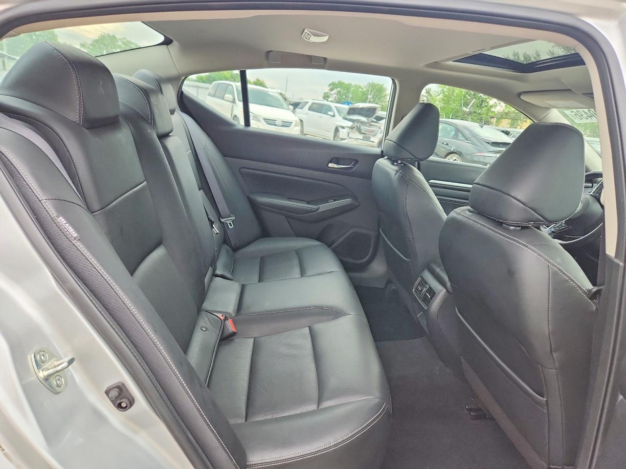 Nissan Altima Platinum
