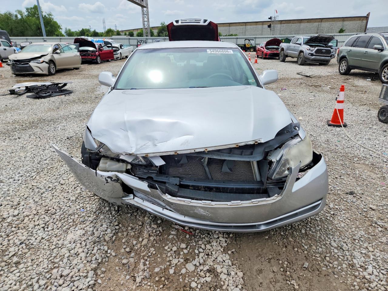 Toyota Avalon Xl