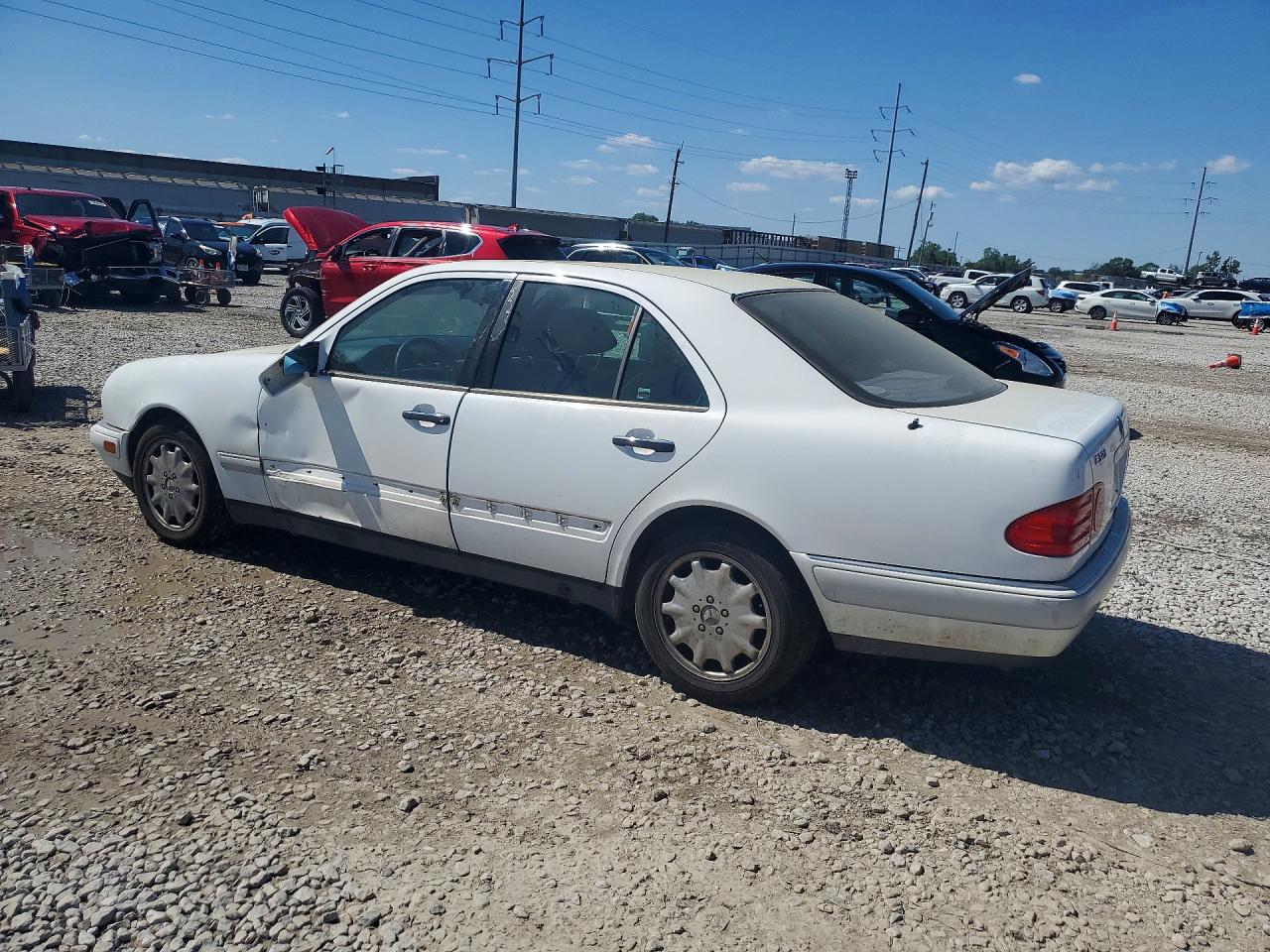 Mercedes-Benz E-Class 320