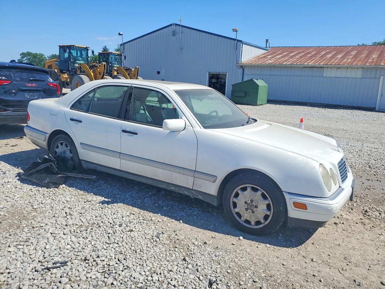 Mercedes-Benz E-Class 320