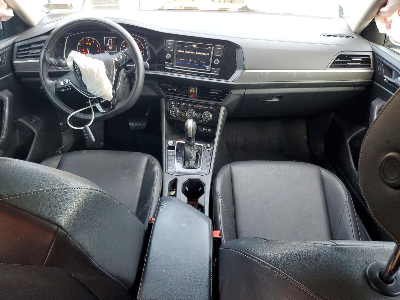 Volkswagen Jetta S