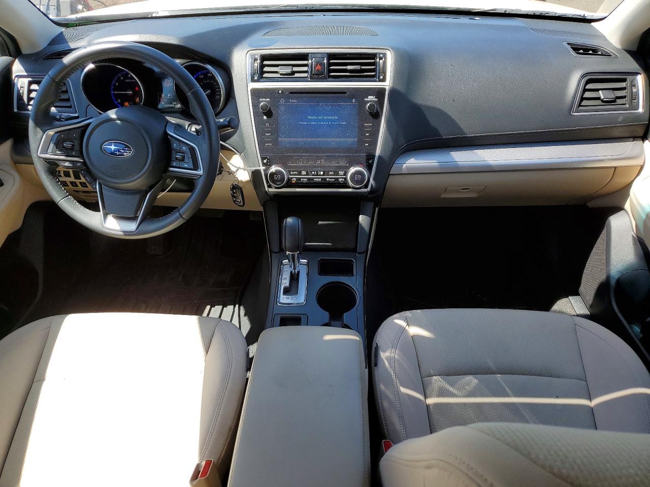 Subaru Legacy 2.5i Premium