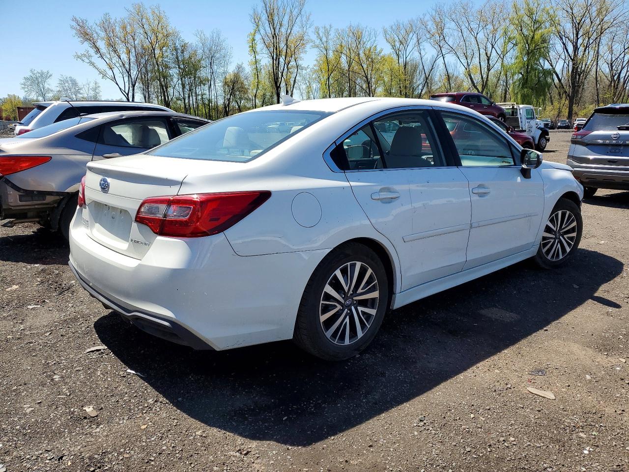 Subaru Legacy 2.5i Premium