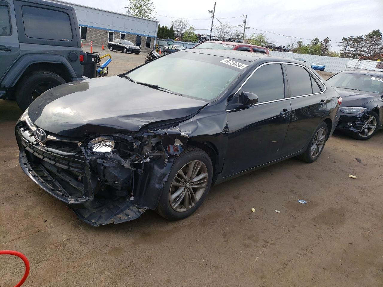 Salvage Toyota Camry Image