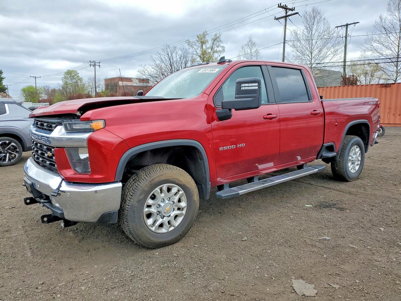 Salvage Chevrolet Silverado Image