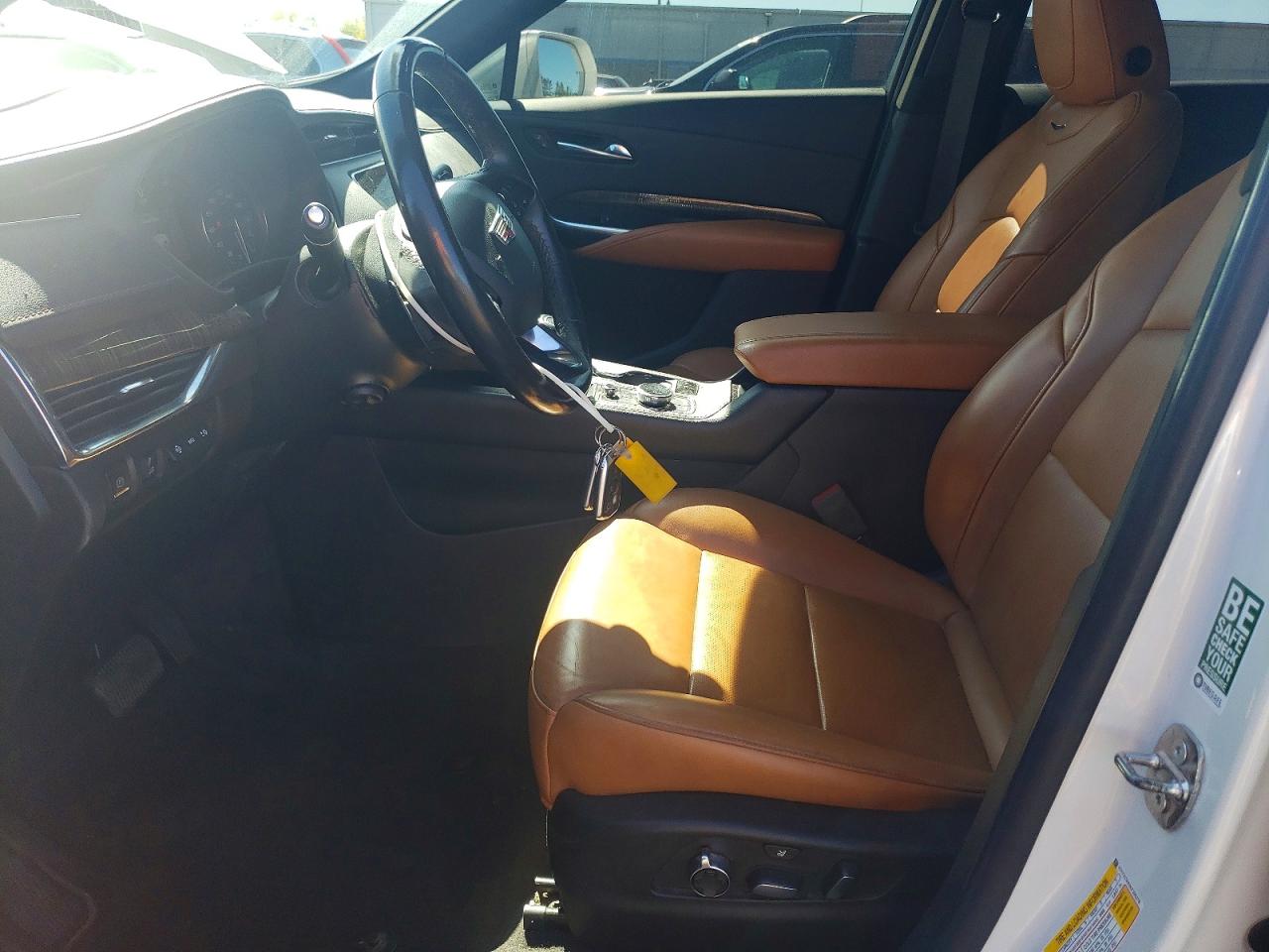 Cadillac XT4 Premium Luxury