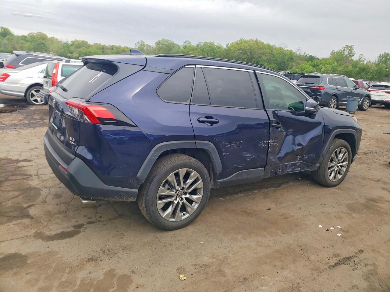 Toyota RAV4 Xle Premium