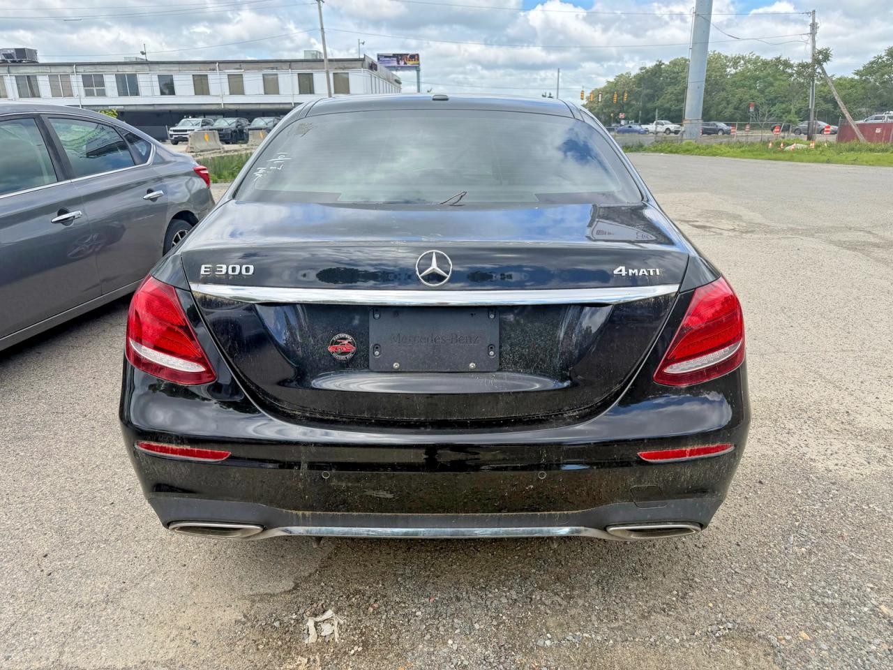 Mercedes-Benz E-Class 300 4matic