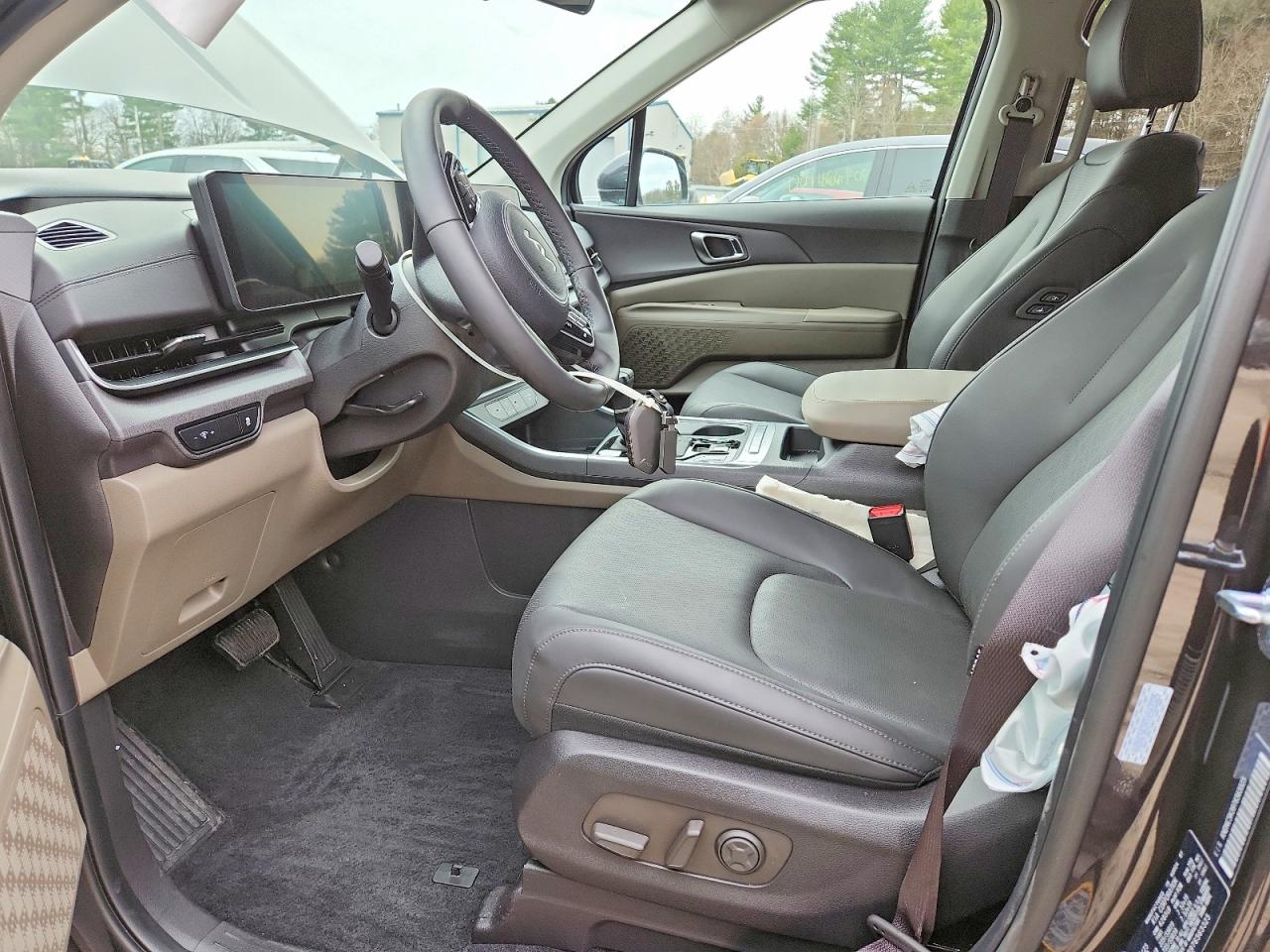 Kia Carnival Ex