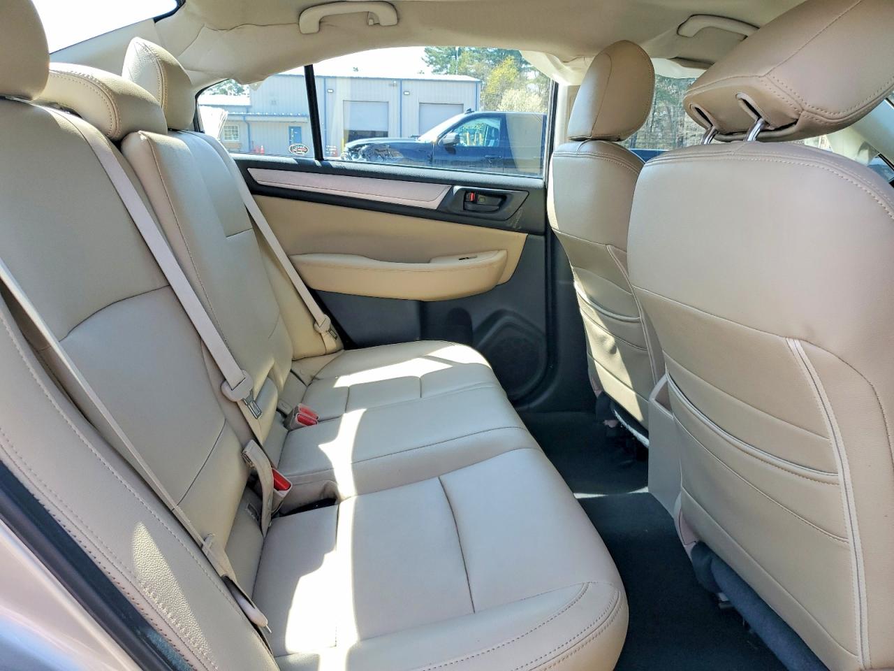 Subaru Legacy 2.5i