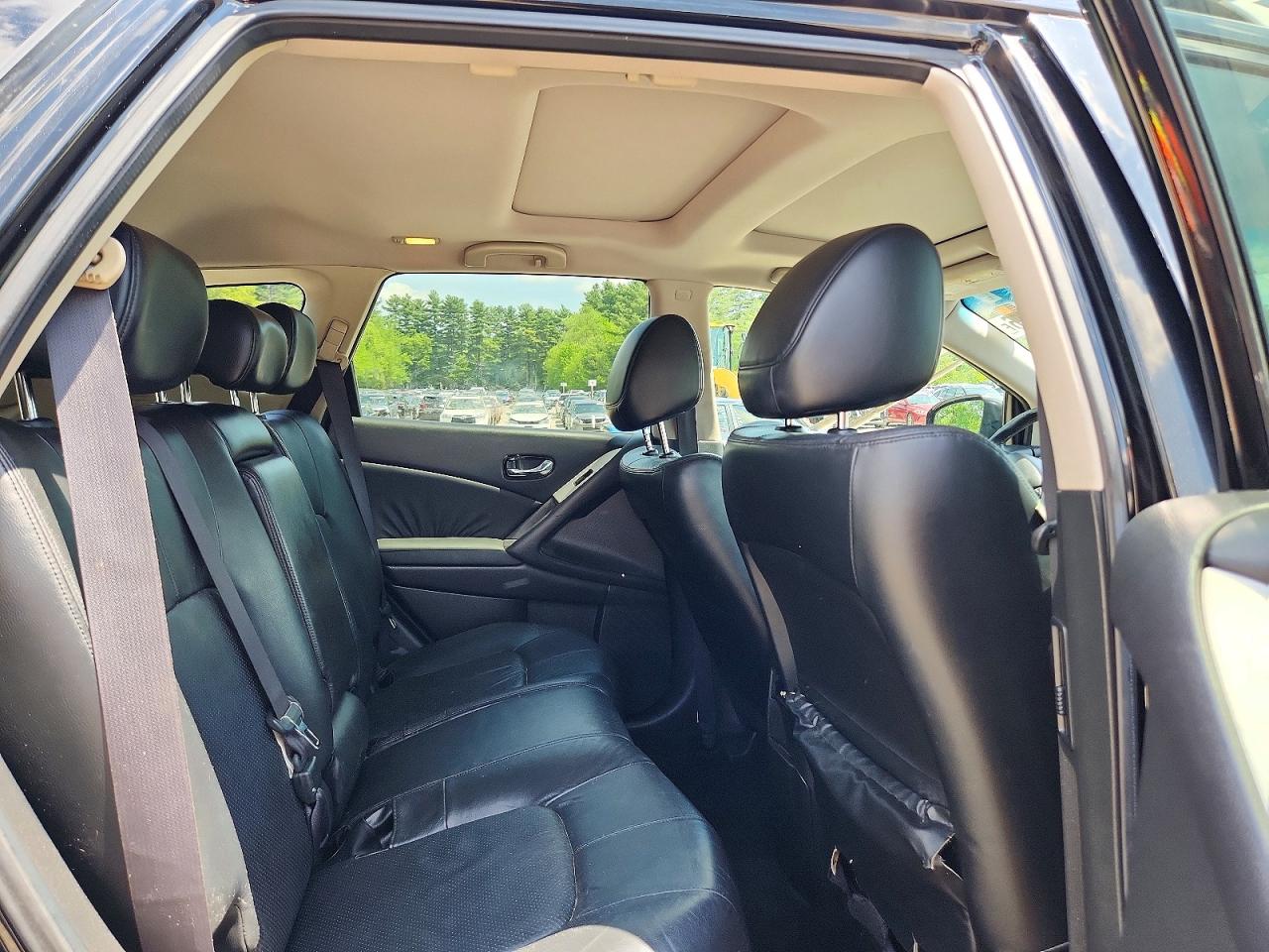 Nissan Murano S
