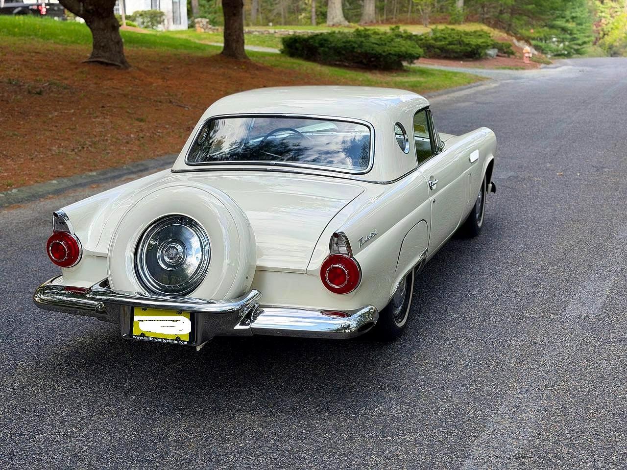Ford Thunderbird