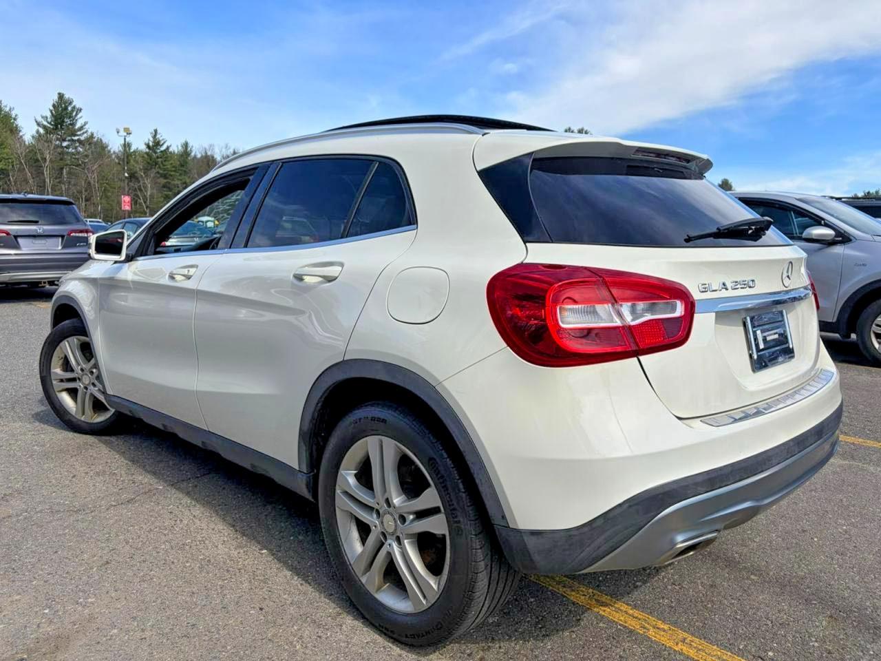 Mercedes-Benz GLA 250
