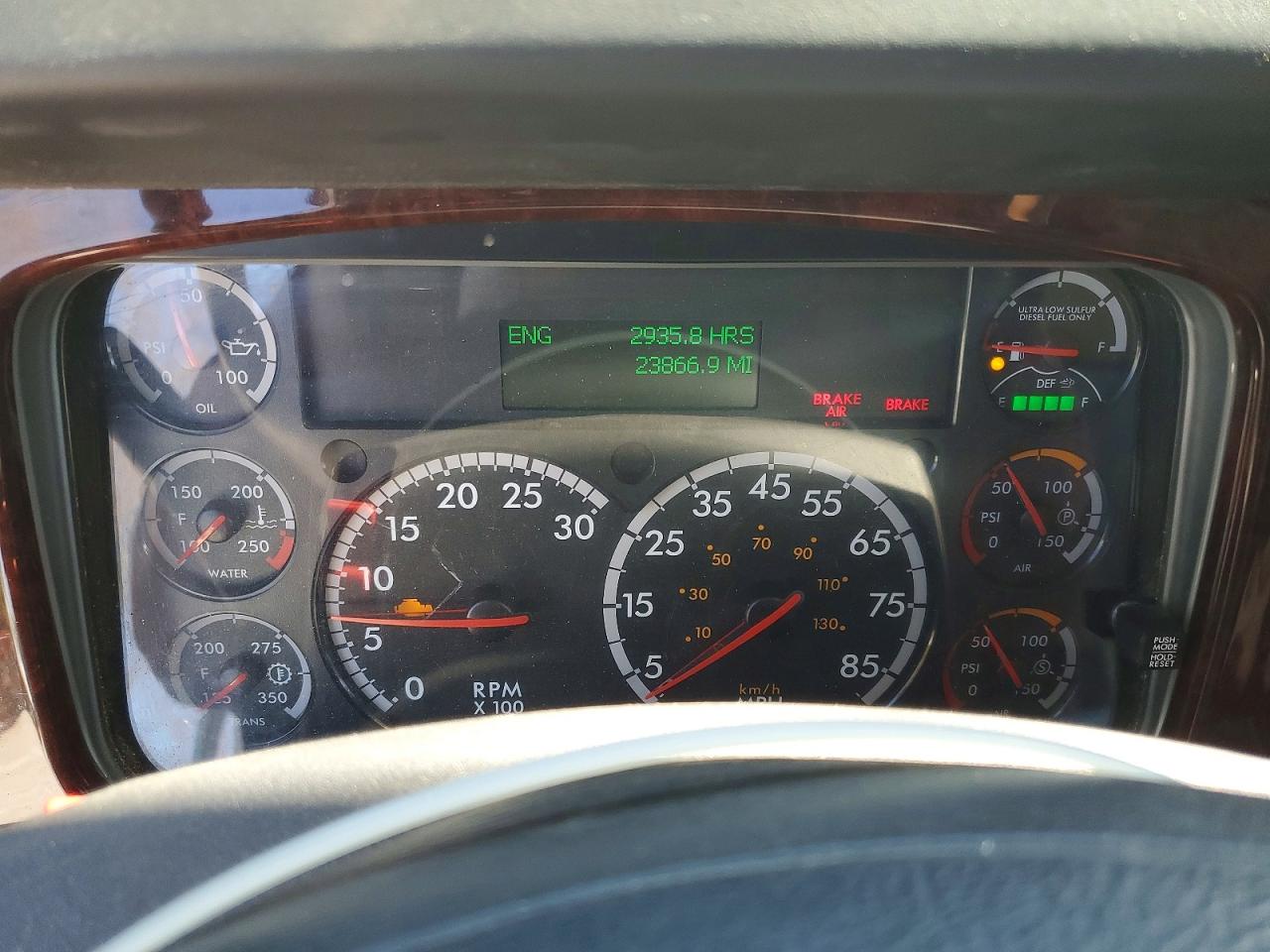 Freightliner M2
