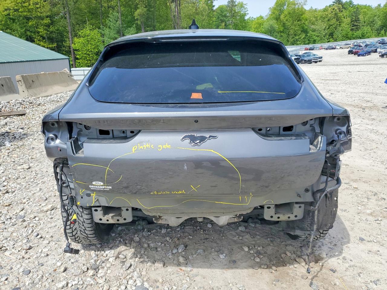 Ford Mustang Select