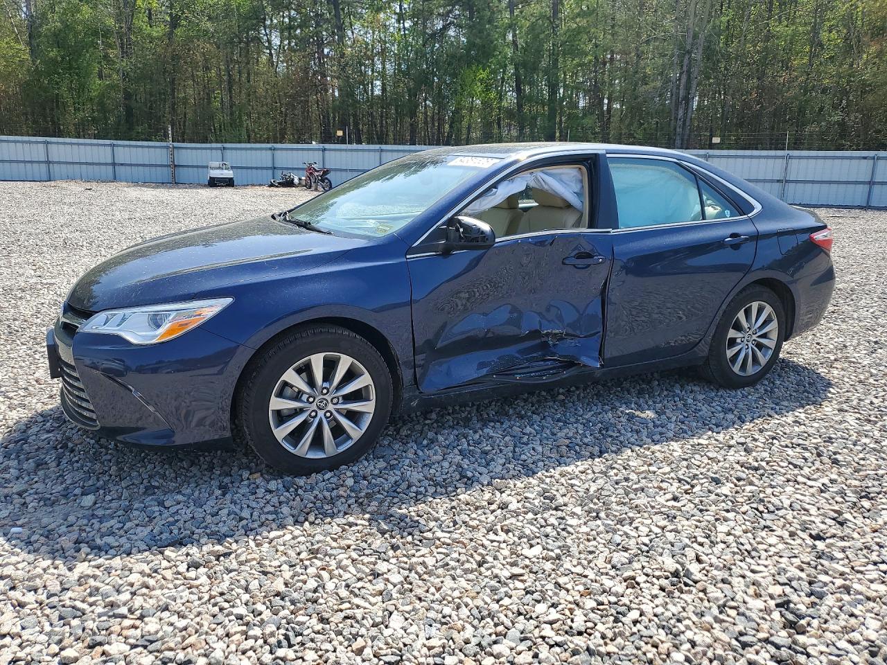 Salvage Toyota Camry Image