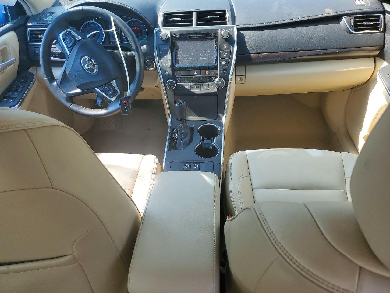 Toyota Camry Xle V6