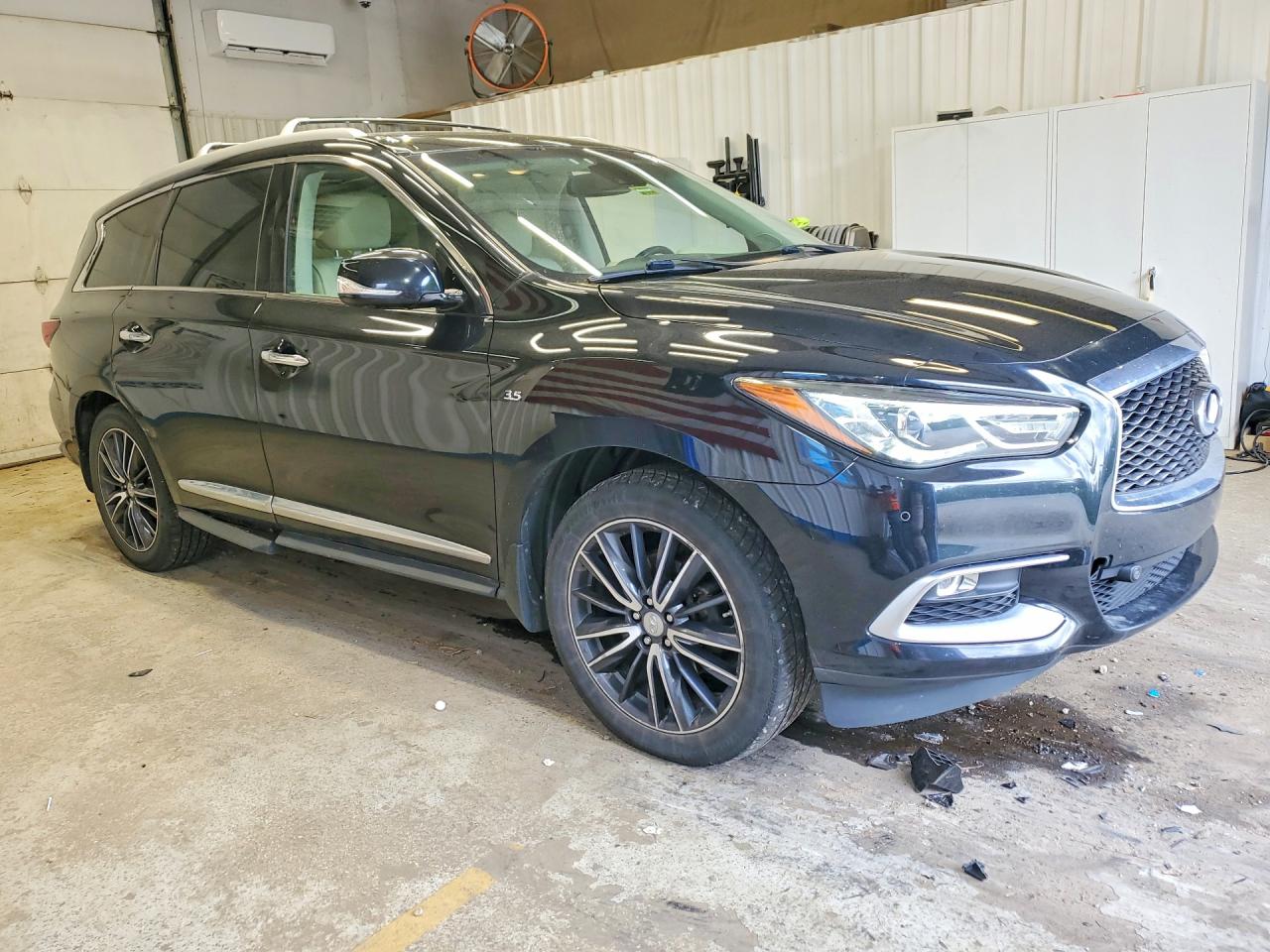 INFINITI Qx Base