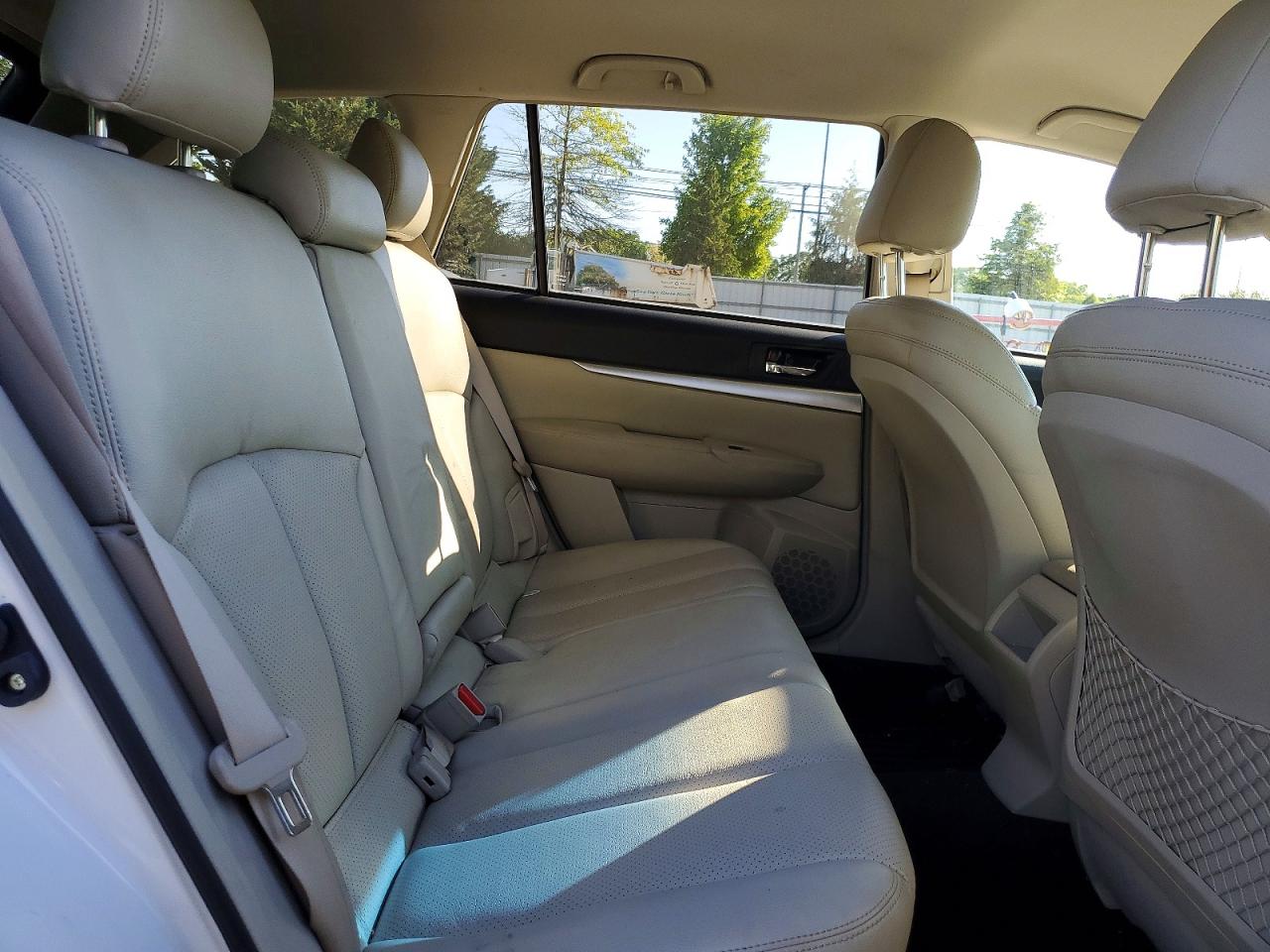 Subaru Outback 2.5i Premium