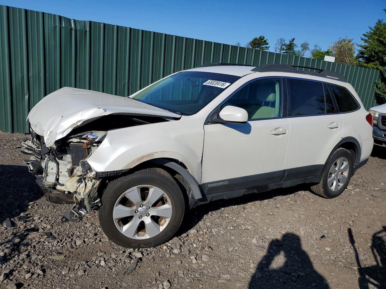 Salvage Subaru Outback Image