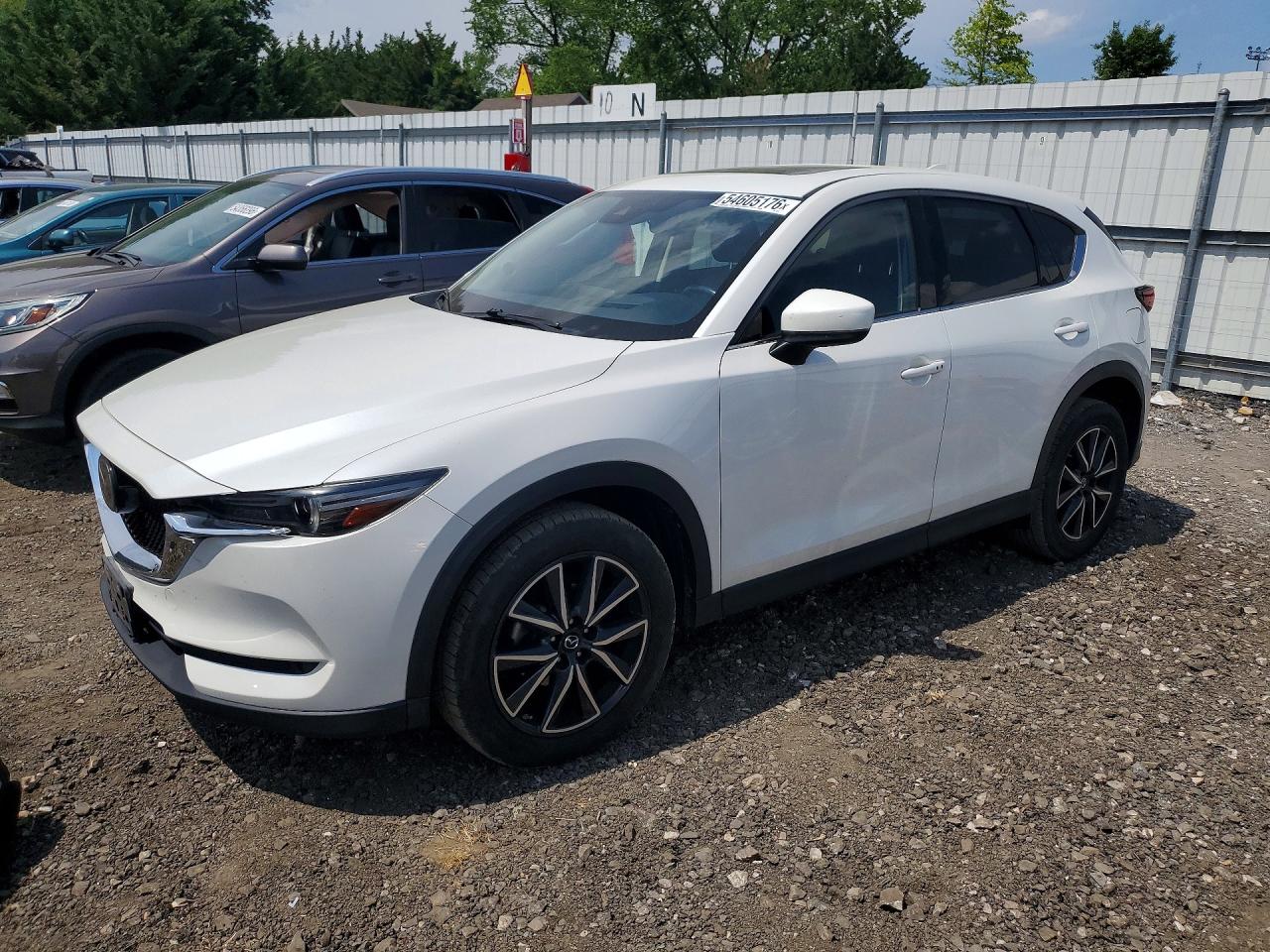 Salvage Mazda Cx Image