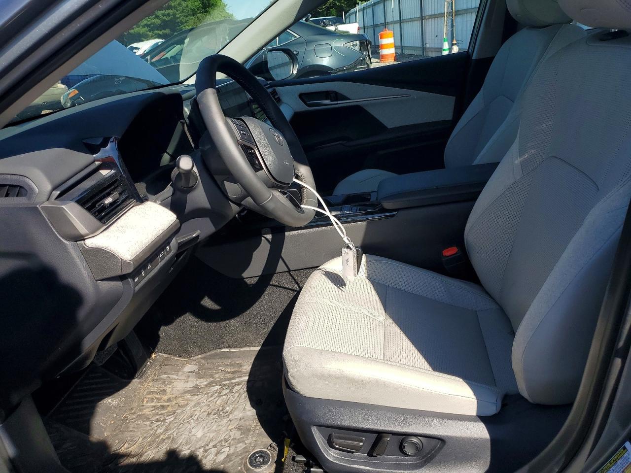 Toyota Camry Xle