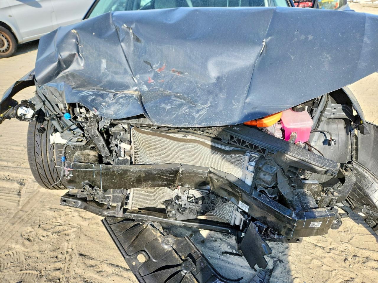 Hyundai ELANTRA Limited