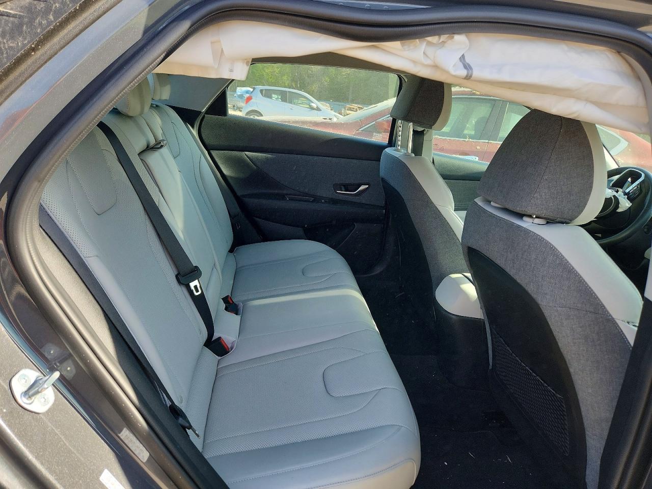 Hyundai ELANTRA Limited
