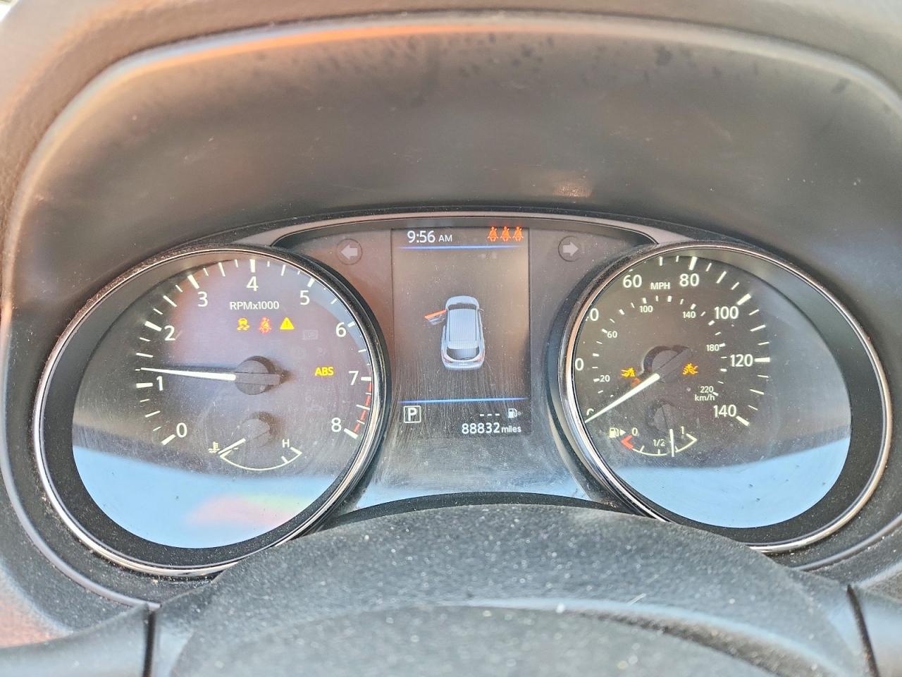 Nissan Rogue S